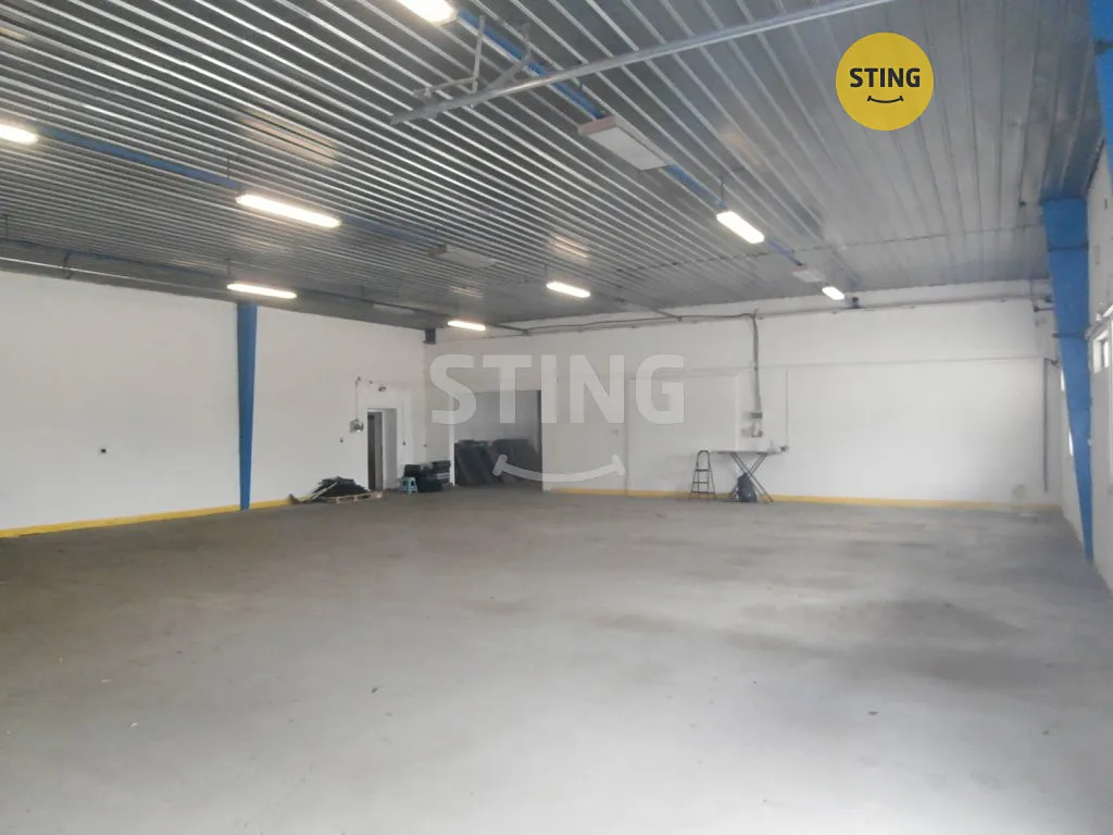 Pronájem skladového prostoru 564 m²